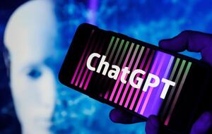 ChatGPT для iOS – це перший офіційний застосунок під цей сервіс від OpenAI