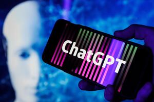 ChatGPT для iOS – це перший офіційний застосунок під цей сервіс від OpenAI