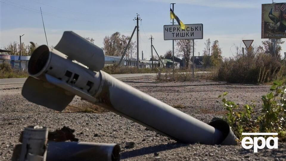 Росіяни регулярно обстрілюють Україну ракетами