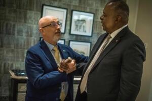 Украинско-американское партнерство крепкое, отметил по итогам встречи с Остином Резников