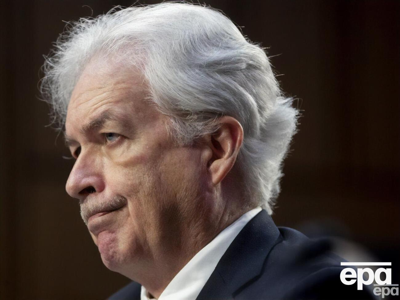 Поездка Бернса в КНР свидетельствует о том, насколько Белый дом обеспокоен ухудшением отношений между Пекином и Вашингтоном, написала FT