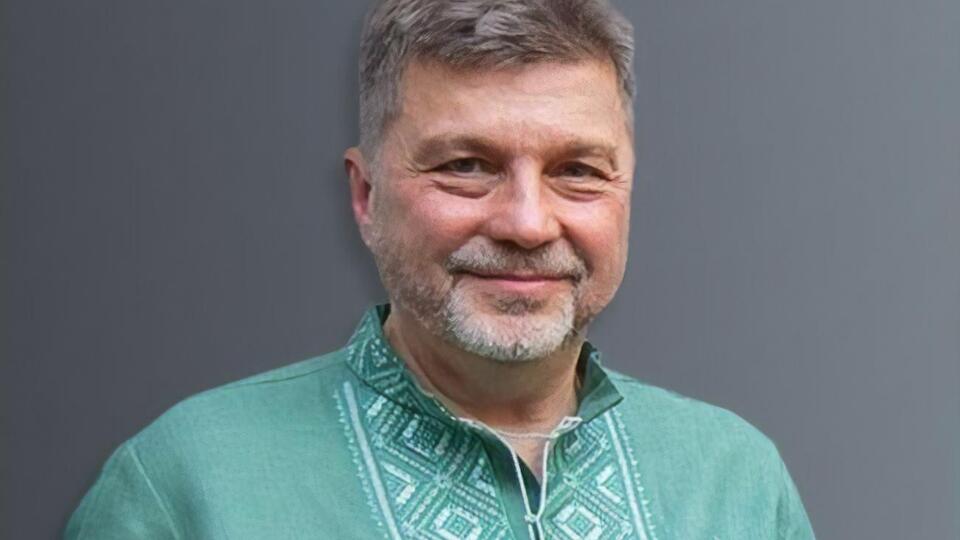 У генерал-майора запасу Поліщука є досвід дипломатичної служби, зазначили у Міноборони України