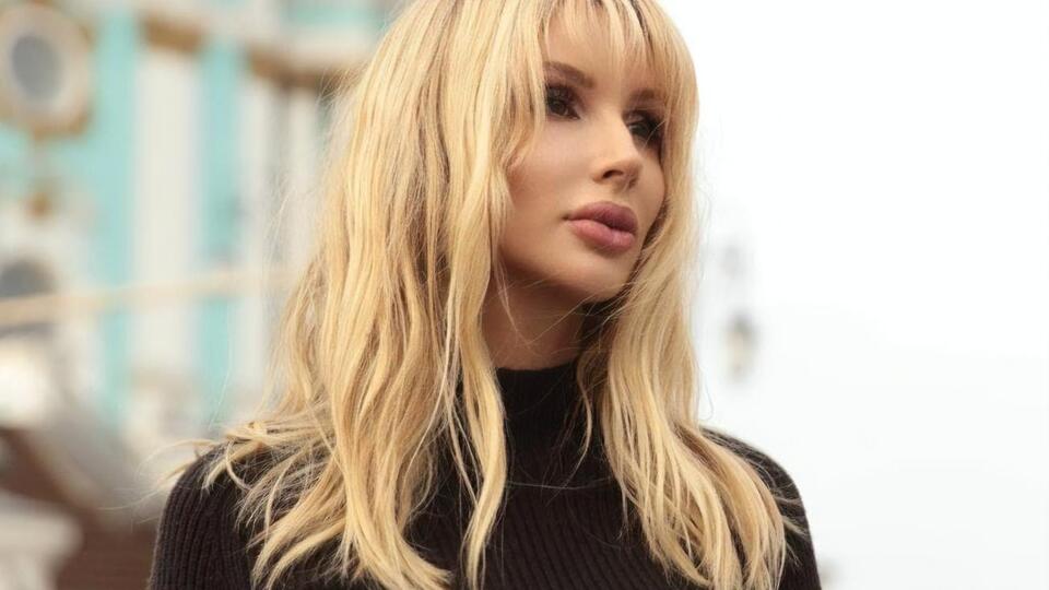 До повномасштабного вторгнення РФ в Україну Loboda брала участь у численних російських шоу й гастролювала по РФ з концертами