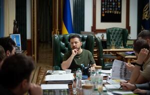 За словами Зеленського, одна із цілей наради – створення умов, щоб освітні можливості в державі повертали українців до країни