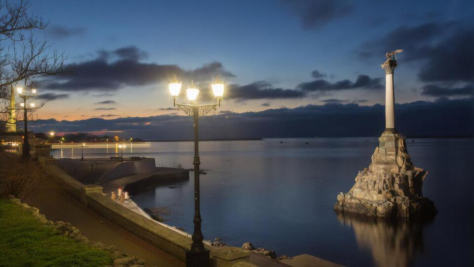 В Севастополе были слышны взрывы. Оккупанты отрицают, что они связаны с боевыми действиями