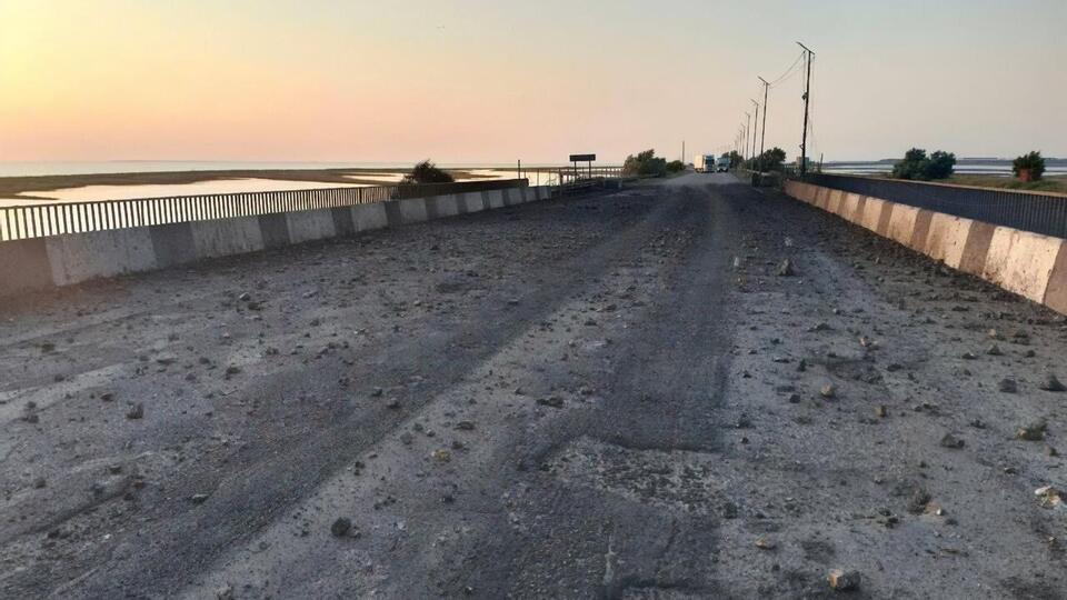 Об ударе по автомобильному мосту через Сиваш стало известно рано утром 22 июня