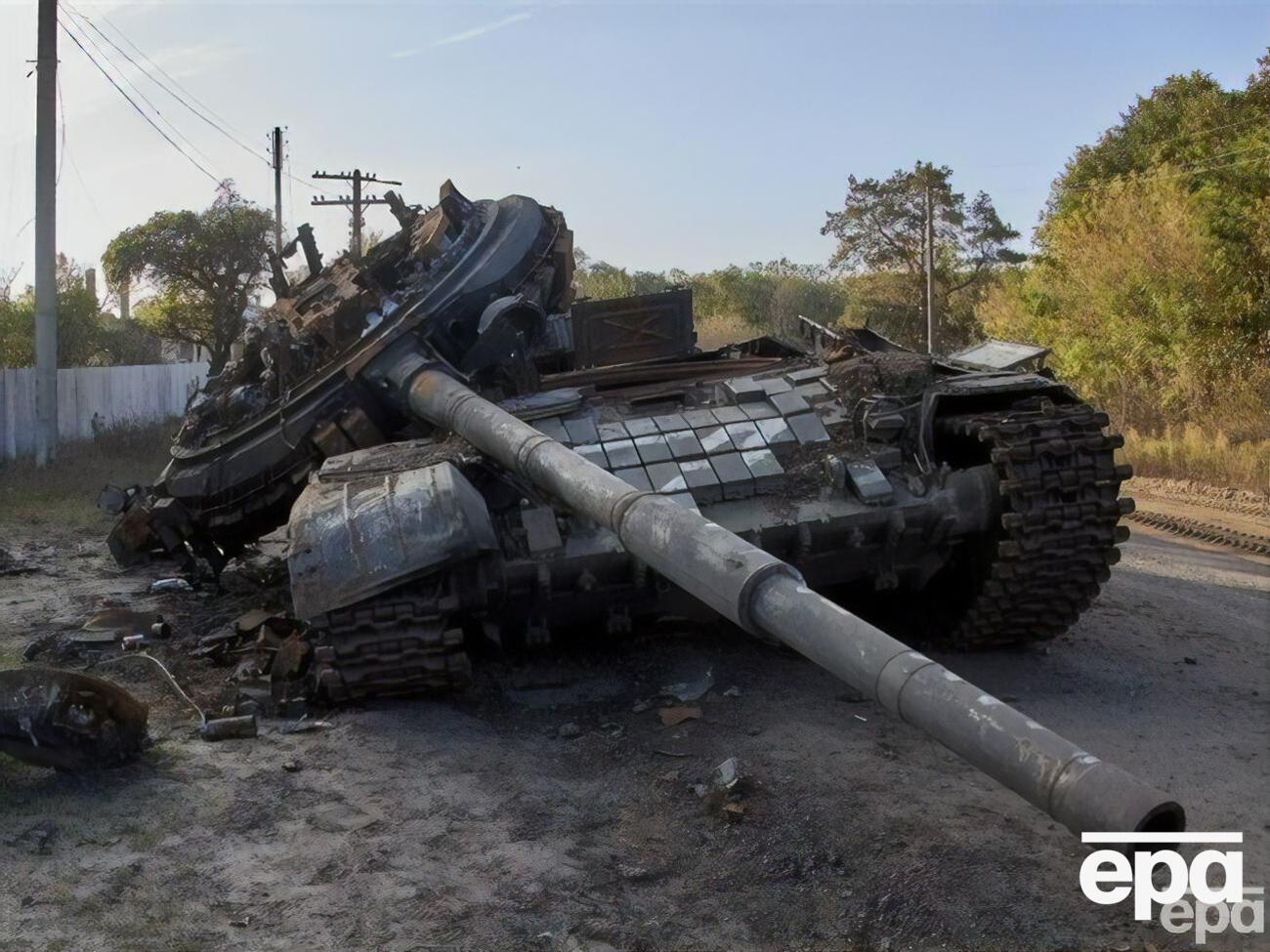 Российский танк попал под удар HIMARS