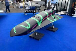 Прототипы гиперзвукового беспилотника показали на самом известном авиасалоне Ле-Бурже