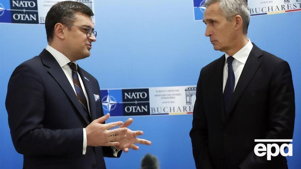 Кулеба поговорил с генсеком НАТО по телефону