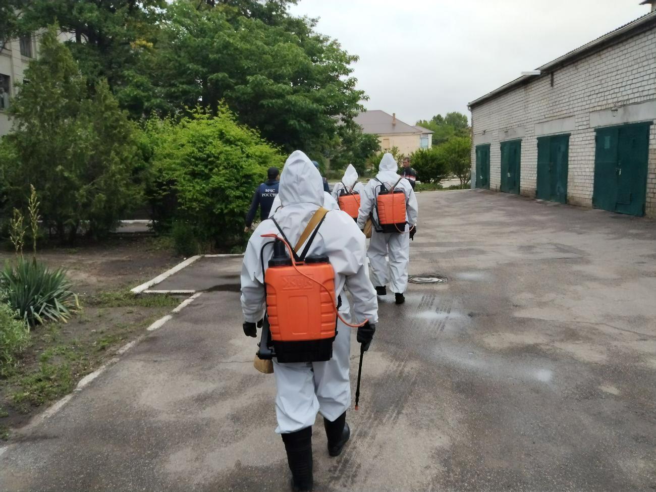 За два тижні після підриву ГЕС окупанти звітують, що "евакуюють людей"