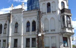 Если усадьбу не реставрировать, через три года она будет разрушена окончательно, пишет Delo.ua