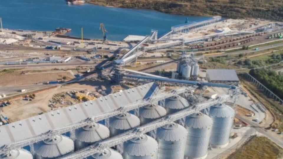 GNT Group is a Ukrainian stevedore company operating in the Odesa sea trade port, an exporter of agricultural products