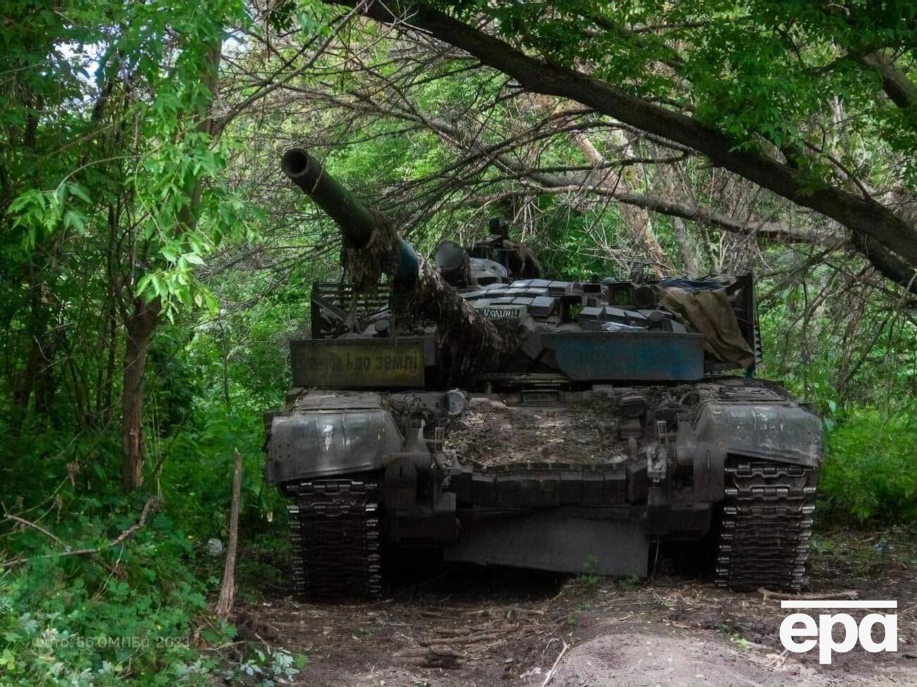 Українські військові пристосовуються до російської тактики й оборони, зазначили західні чиновники
