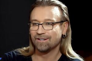 Винник: Слава тобі господи, є в мене та людина, яка не дає померти