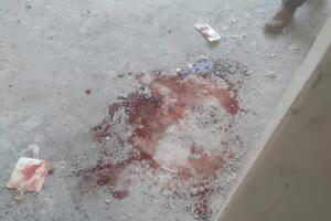 Окупанти вдарили з артилерії по комунальному транспортному підприємству в Херсоні приблизно о 10.20, повідомили у прокуратурі області