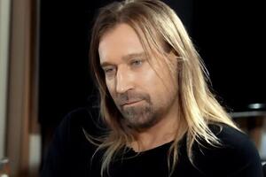 Винник: Війна, а вони Винника шукають?