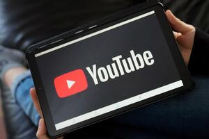 YouTube працює над функцією спільно з командою Aloud