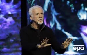 Кэмерон в 1997 году снял фильм "Титаник" о крушении лайнера. Он совершил 33 погружения к месту крушения