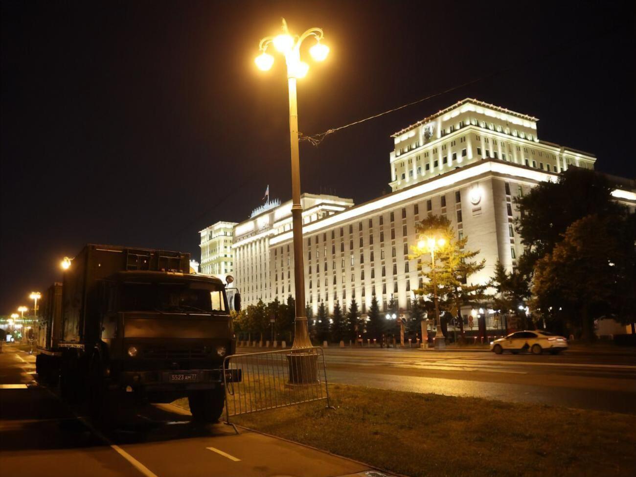 У Москві під посилену охорону було взято всі об'єкти органів держвлади, зазначили ЗМІ