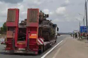 ЗМІ публікували відео з військовою технікою в Липецькій області