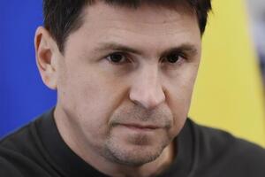 Хлипкая конструкция российской власти стоит по инерции – Подоляк