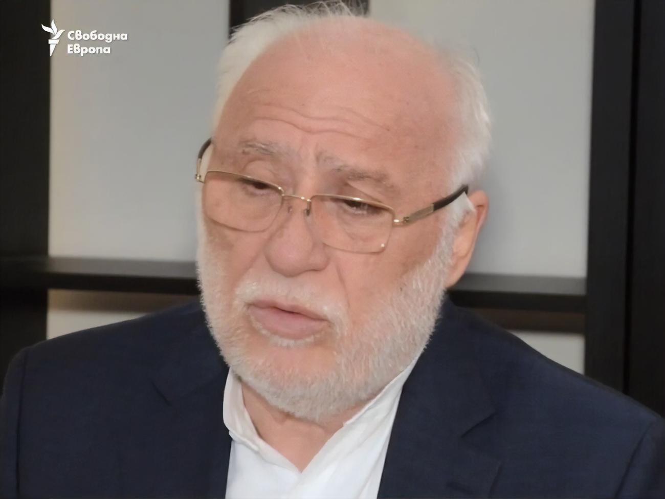 Гебрев пока не знает причин пожара на складе