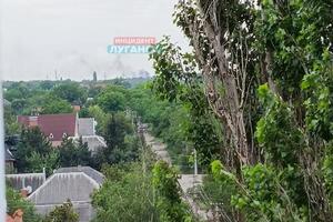 У Луганську і Донецьку повідомляють про прильоти