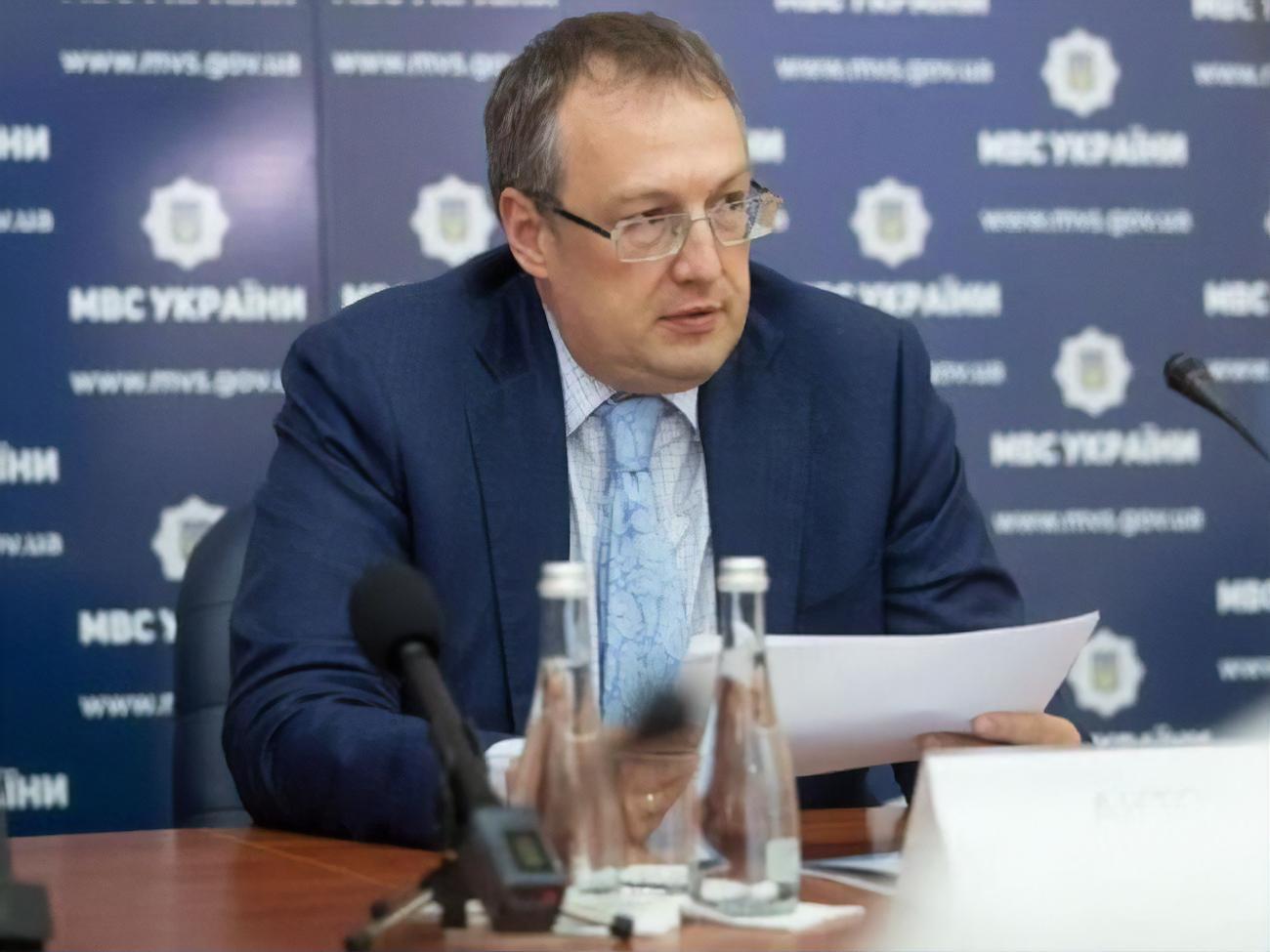 У Росії попереду кривава війна. Не громадянська, а війна кланів і приватних армій: чеченців, пригожинців, бандитів. Це будуть нові 90-ті, але набагато страшніші