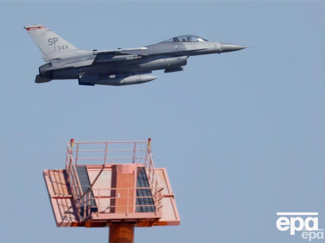 Украина может получить F-16&nbsp;уже этой осенью, намекали ранее в Минобороны Украины