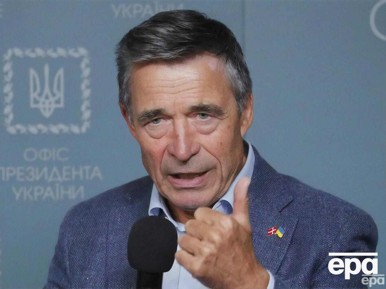 Расмуссен є співголовою Міжнародної робочої групи з питань гарантій безпеки України