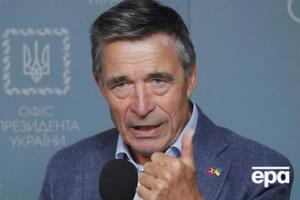 Расмуссен є співголовою Міжнародної робочої групи з питань гарантій безпеки України