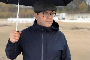 России хватает доходов для продолжения войны против Украины, отметил Островский