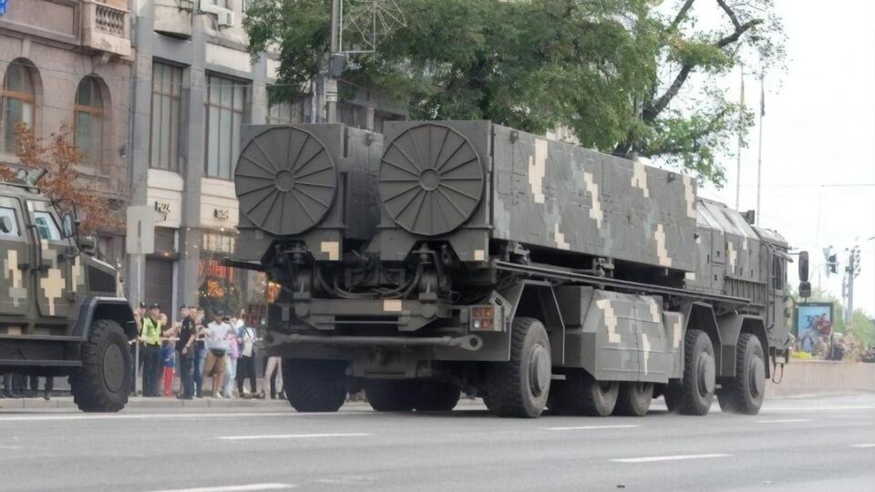 Якобы провал ракетной программы в СМИ называют одной из причин вероятного увольнения директора "Укроборонпрома". На фото – украинский ОТРК "Саспан"