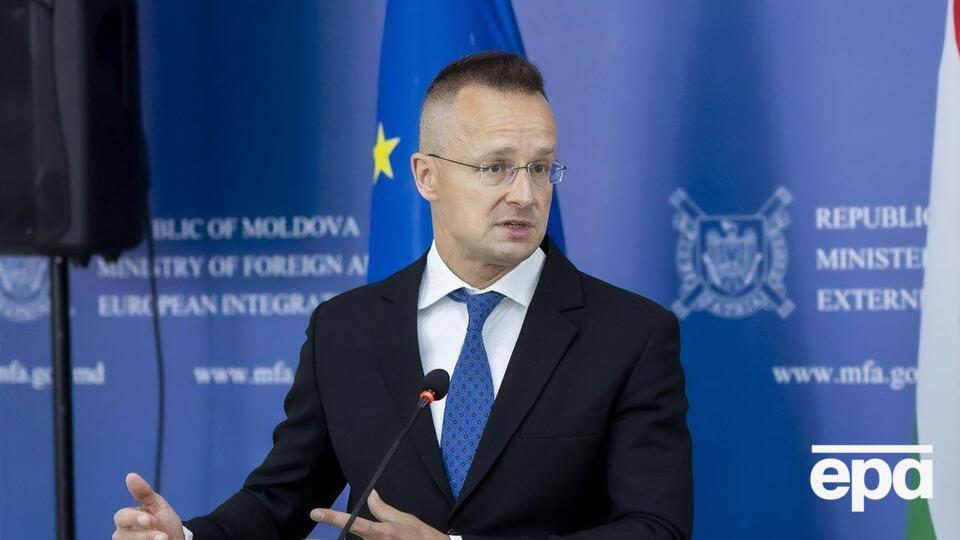 Сійярто заявив, що Угорщина не розблокує траншу, поки Київ не видалить банк OTP зі списку компаній – міжнародних спонсорів війни
