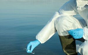 Больницы в пострадавших регионах готовы к возможной вспышке холеры, но сейчас ее случаев нет, отметили в Минздраве