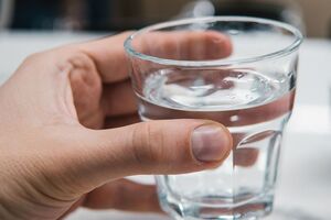 Питна вода у Києві відповідає всім нормам та безпечна за епідемічними показниками, запевнили у "Київводоканалі"