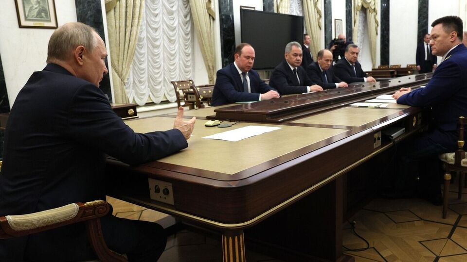 Путін викликав силовиків на нараду після заколоту Пригожина, Шойгу був серед них
