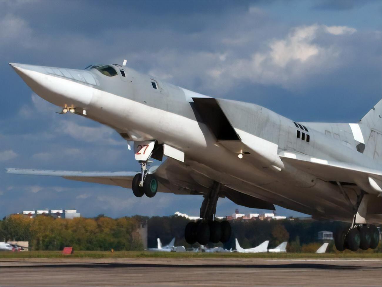 Російські Ту-22 завдали удару по Україні 27 червня