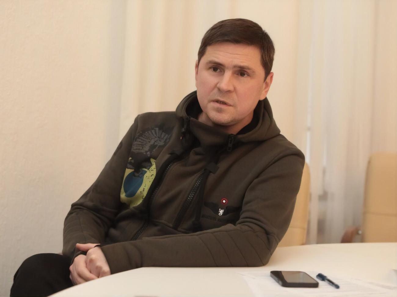 Подоляк считает, что мятеж Пригожина и реакция Путина на него подорвали субъектность действующего президента РФ