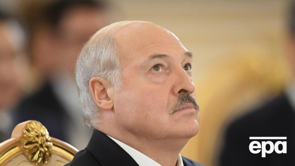 Лукашенко домовився, щоб ПВК "Вагнер" зупинила рух на Москву