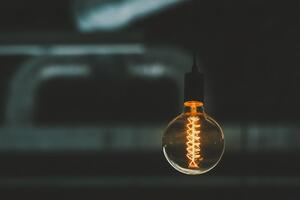 С 30 июня максимальные тарифы на электроэнергию для бизнеса увеличатся на 40–80% в зависимости от времени суток