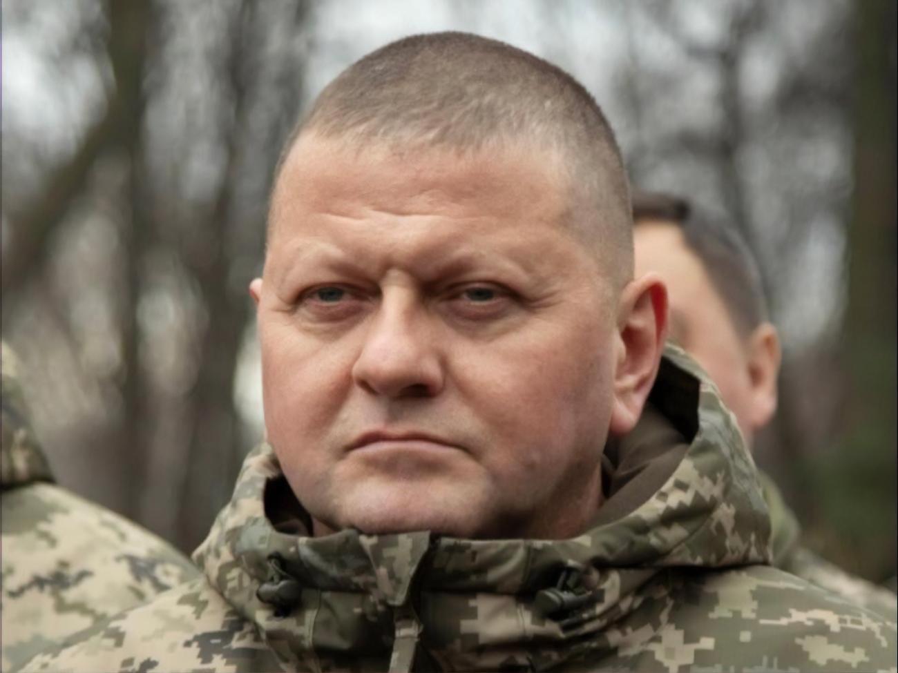 Залужный:&nbsp;Наши военные не теряют бдительности, ведут разведку и постоянно работают над улучшением своих оборонительных возможностей