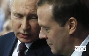 У Путина и Медведева, по данным бывшего советского разведчика Жирнова, с начала 1990-х годов очень близкие отношения