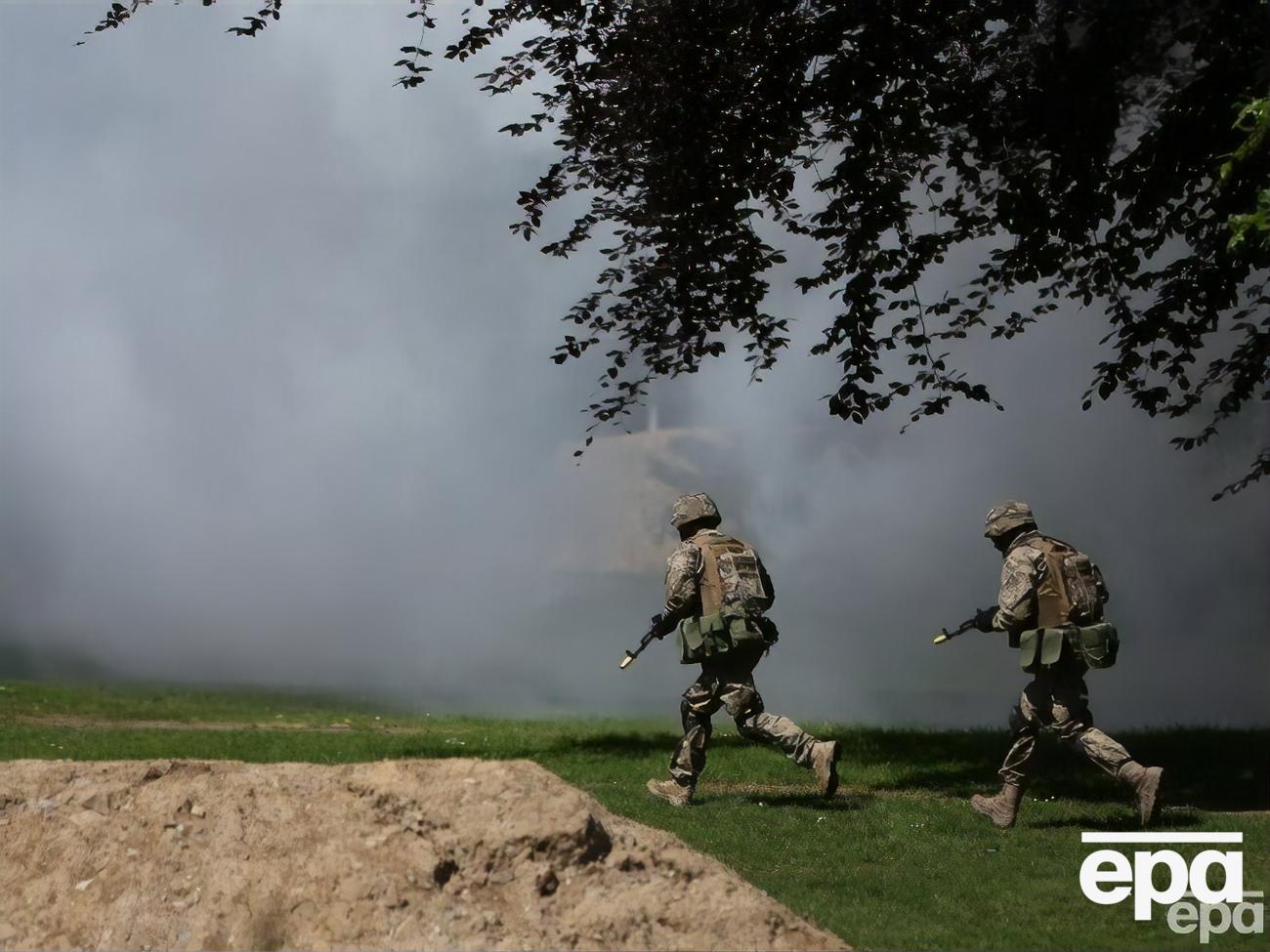 Военнослужащим будет ежемесячно выплачиваться дополнительно 30&ndash;100 тыс. грн