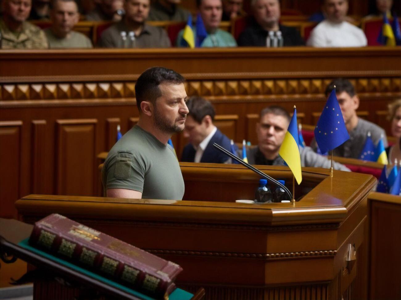 Зеленский о планах на рост ВВП:&nbsp;Это очень высокая планка, и выглядит вроде бы нереальной, но потенциал Украины способен это обеспечить