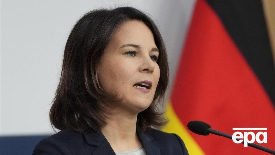Бербок заявила, що заколот Пригожина – це "внутрішня справа Росії"