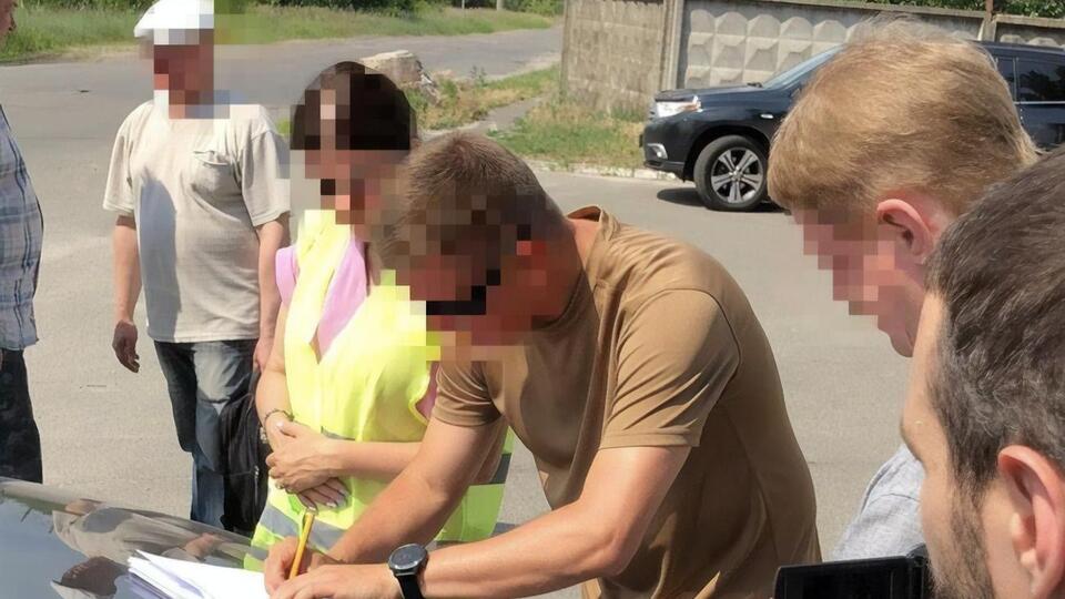 Чиновника посадили под домашний арест