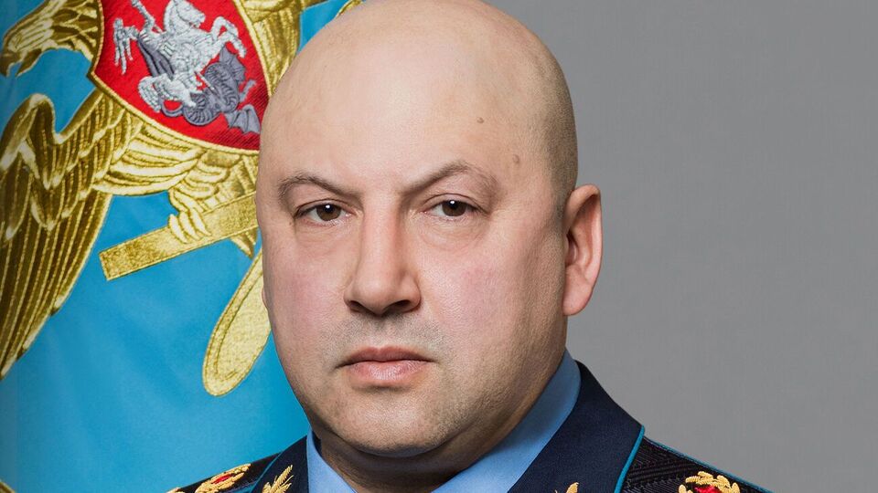 По данным СМИ, Суровикина арестовали