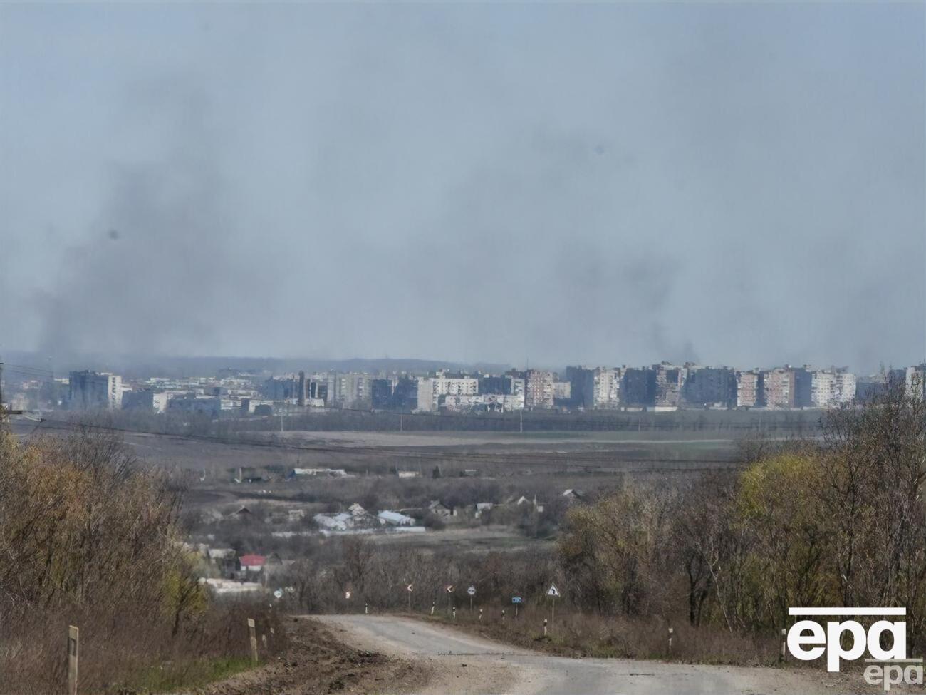 Інтенсивні бої поблизу Бахмута розпочалися у липні 2022 року. На знімку &ndash; Бахмут у квітні 2023 року