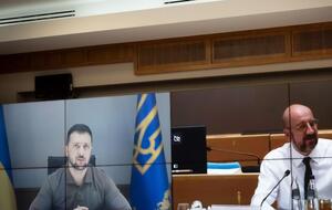 Зеленский призвал лидеров ЕС "не останавливаться в санкциях" против РФ